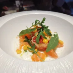 039 INSALATA SALMONE POMODORO