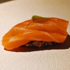 304 NIGHIRI SAKE BLACK