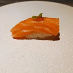 290 NIGIRI SALMONE