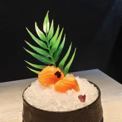 320 SASHIMI SALMONE