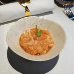 060 TARTARE SALMONE