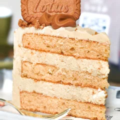 Lotus Cake